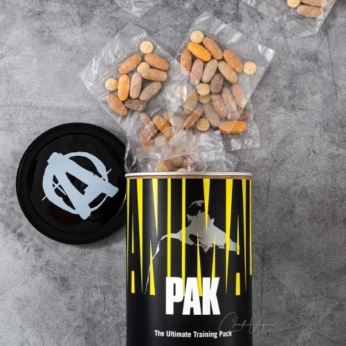 UNIVERSAL ANIMAL PAK 44 (Multivitamin)