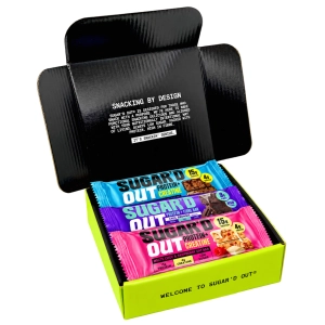 Sugard Out Proteinriegel Mix Box mit 6 Riegeln je Sorte einmal 3 Kreatin Protein Riegel und 3 Ballaststoff Protein Riegel